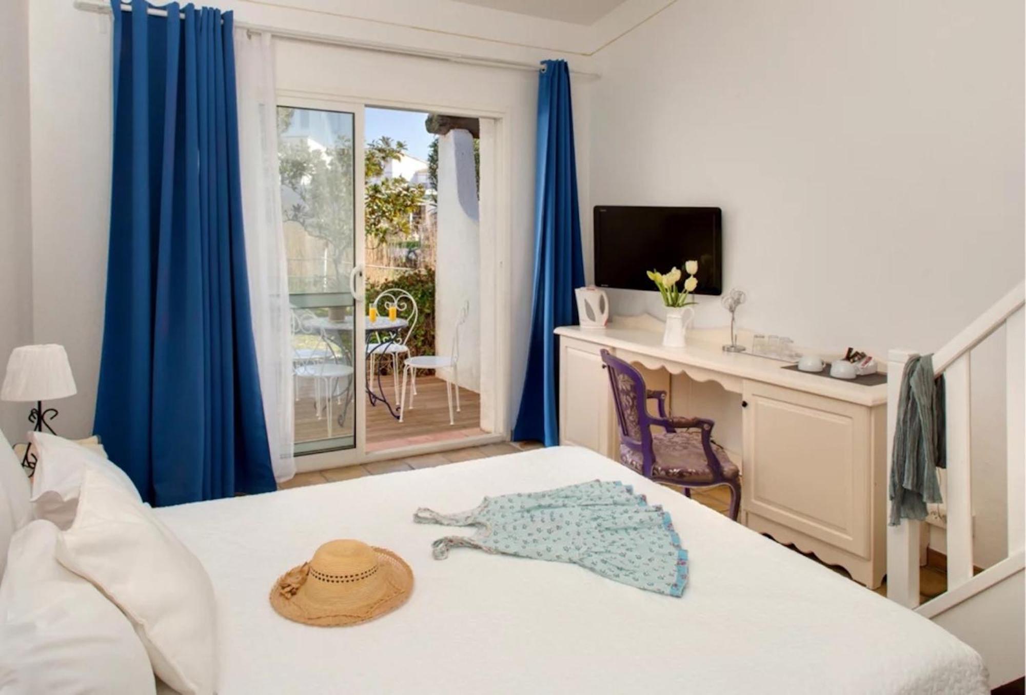 La Tramontane Hotel Saintes-Maries-de-la-Mer Buitenkant foto