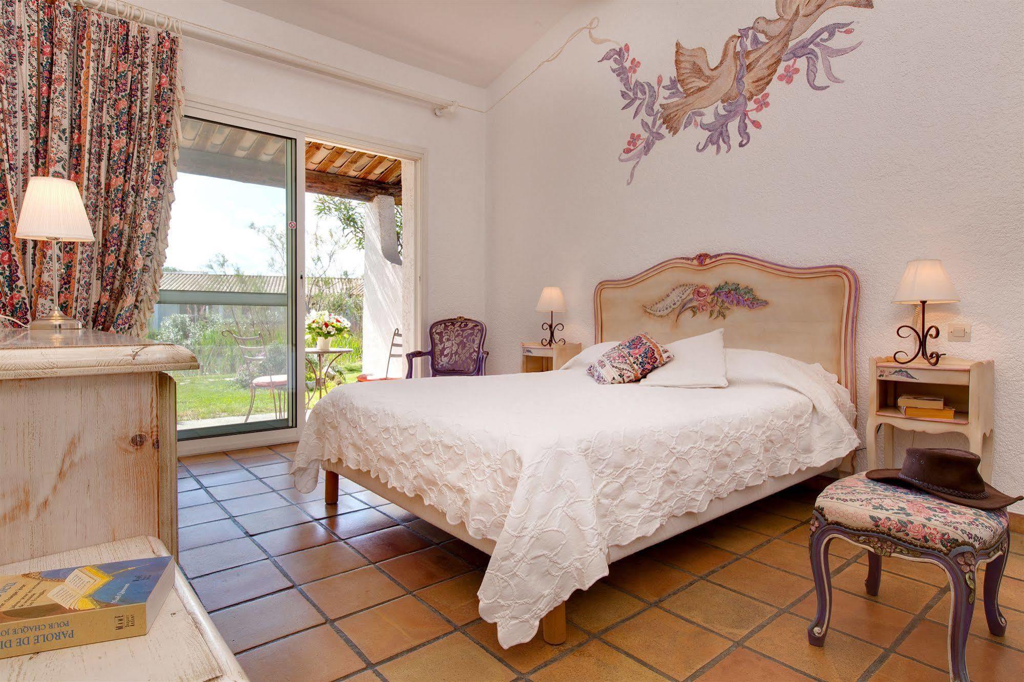 La Tramontane Hotel Saintes-Maries-de-la-Mer Buitenkant foto