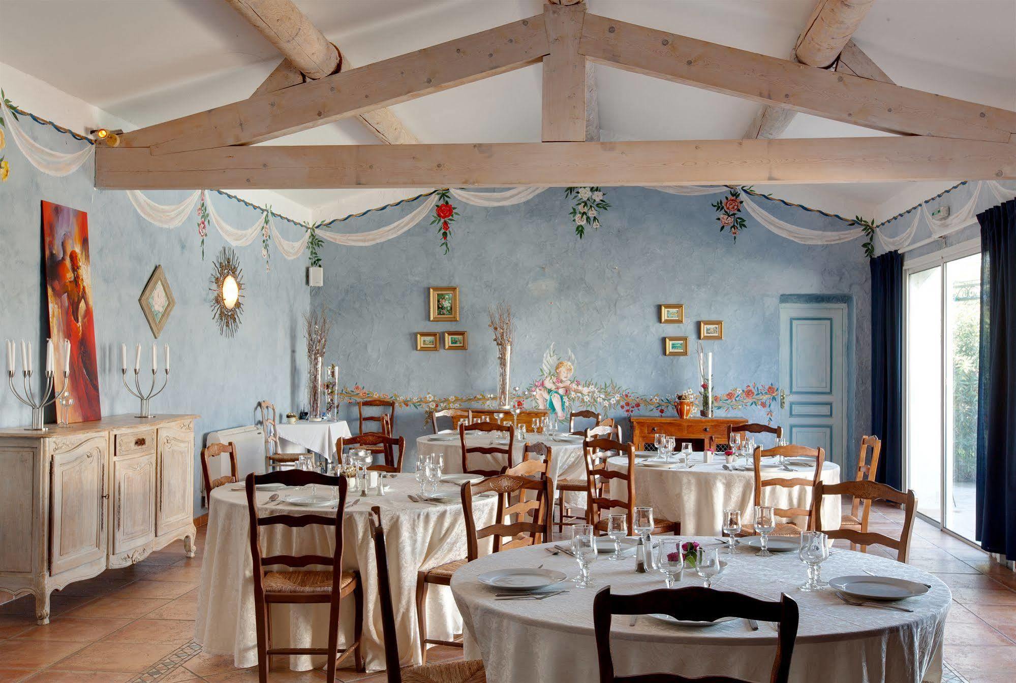 La Tramontane Hotel Saintes-Maries-de-la-Mer Buitenkant foto