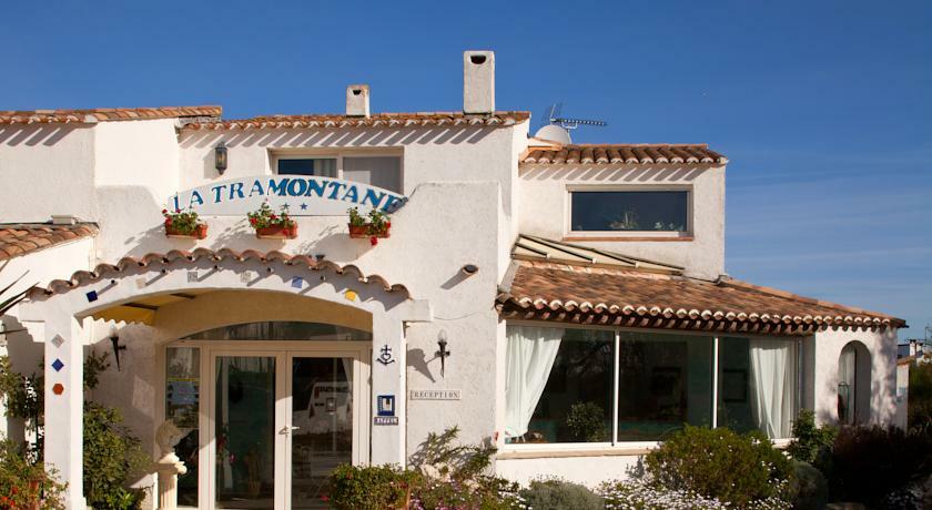 La Tramontane Hotel Saintes-Maries-de-la-Mer Buitenkant foto